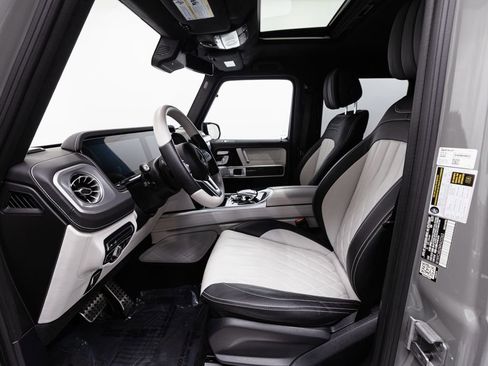 Used 2021 Mercedes-Benz G 550 image 8