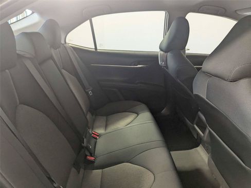Certified 2021 Toyota Camry LE FWD image 29