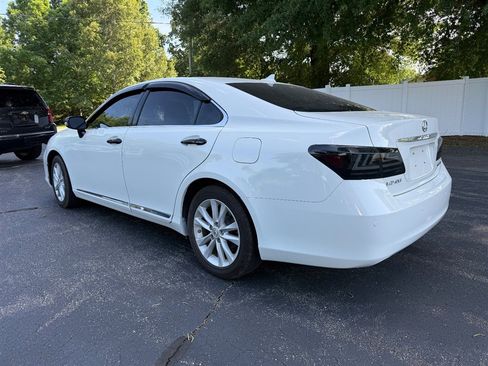Used 2010 Lexus ES 350 FWD image 3