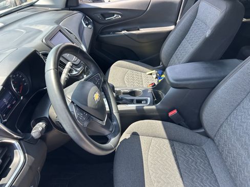 Used 2024 Chevrolet Equinox LT w/ LPO, Floor Liner Package FWD image 15