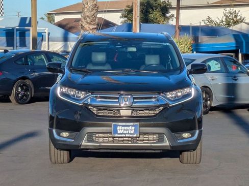 Used 2019 Honda CR-V Touring image 2