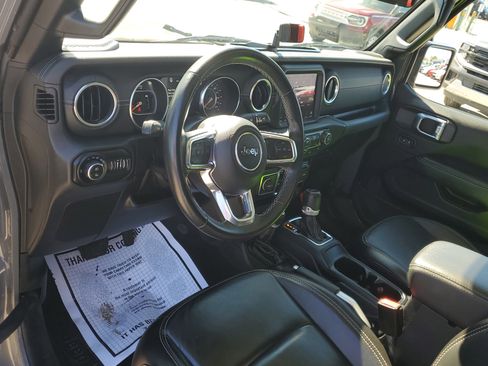 Used 2021 Jeep Gladiator Overland w/ Popular Equipment Package image 21