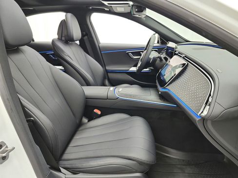 Used 2026 Mercedes-Benz E 350 Sedan image 19