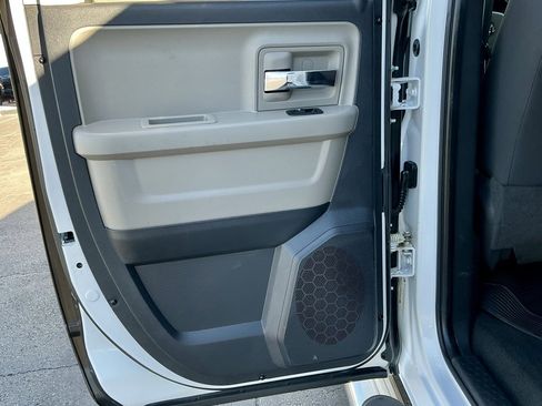 Used 2010 Dodge Ram 1500 Truck SLT image 30