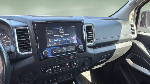 Used 2024 Nissan Frontier SV w/ SV Convenience Package RWD image 23