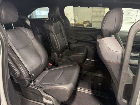 Used 2024 Toyota Sienna XSE w/ XSE Plus Package image 15