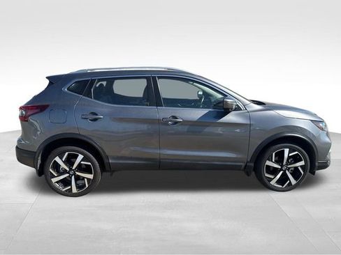 Used 2022 Nissan Rogue Sport SL image 11