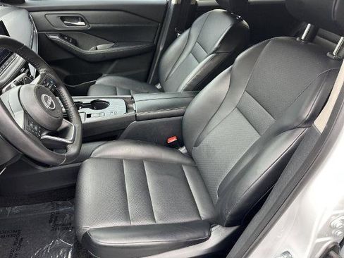 Certified 2024 Nissan Rogue SV w/ SV Premium Package image 15