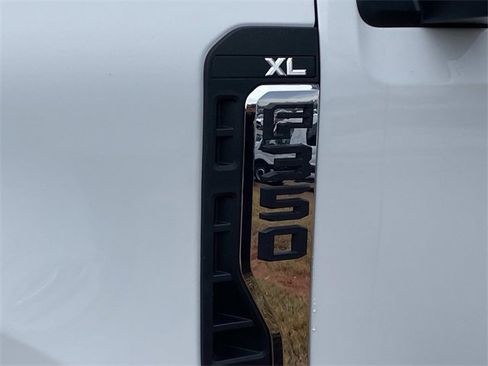 New 2026 Ford F350 XL image 9