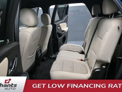 Used 2022 Chevrolet Traverse LS AWD/4WD image 24