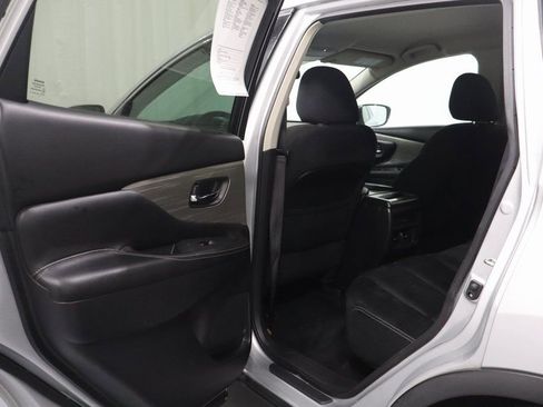 Used 2017 Nissan Murano S w/ Navigation Package image 12