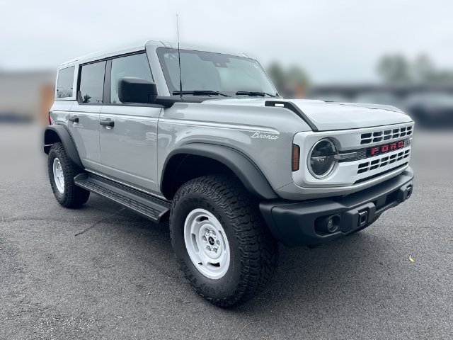 New 2026 Ford Bronco Heritage Edition AWD/4WD image 2