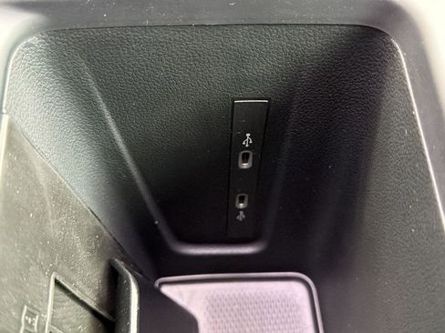 New 2026 Volkswagen Tiguan SE image 30