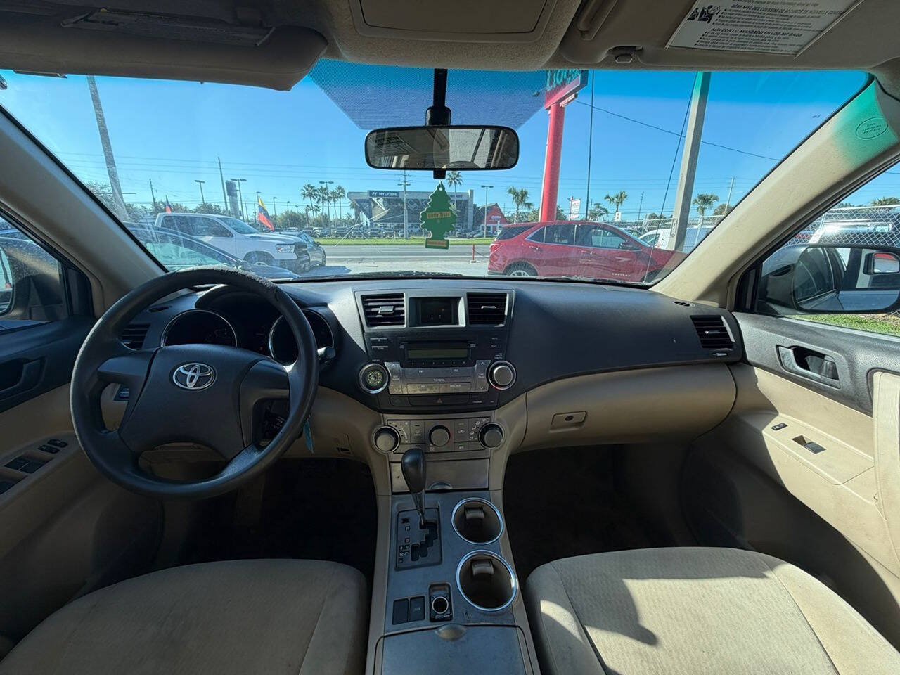 Used 2010 Toyota Highlander 2WD w/ Extra Value Pkg 2 image 2