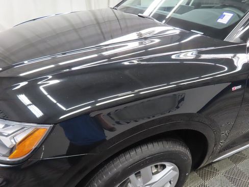 Used 2023 Audi Q5 2.0T Premium w/ Convenience Package image 35