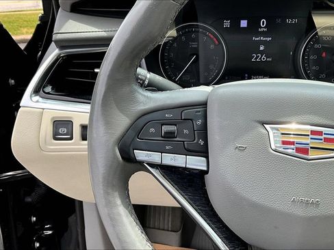 Certified 2023 Cadillac XT6 Premium Luxury w/ Technology Package AWD/4WD image 11