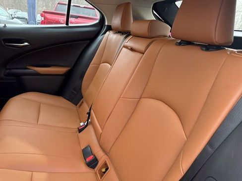 Used 2020 Lexus UX 250h w/ Premium Package image 9