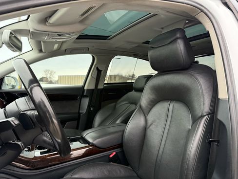 Used 2015 Audi A8 L 4.0T w/ Premium Package image 18