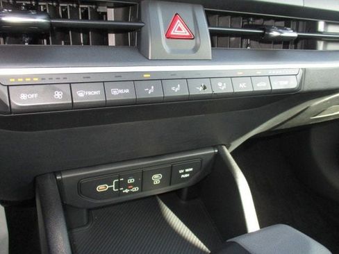 New 2025 Kia K4 LXS image 14