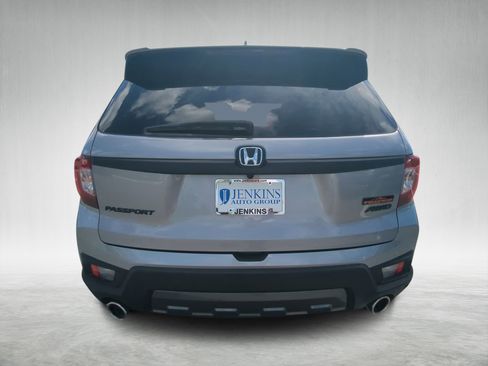 Used 2022 Honda Passport TrailSport image 3
