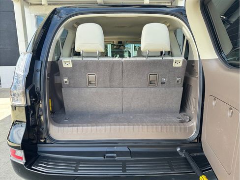 Used 2018 Lexus GX 460 Premium AWD/4WD image 31