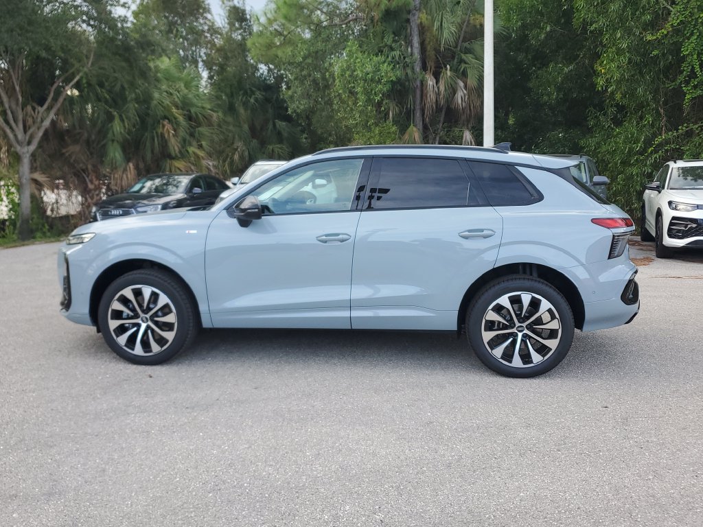 New 2026 Audi Q3 quattro 2.0T AWD/4WD image 8