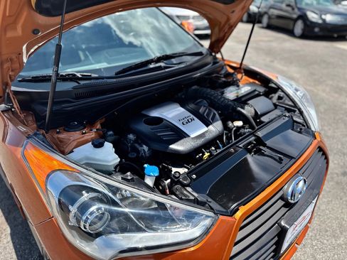 Used 2013 Hyundai Veloster Turbo w/ Ultimate Pkg image 35