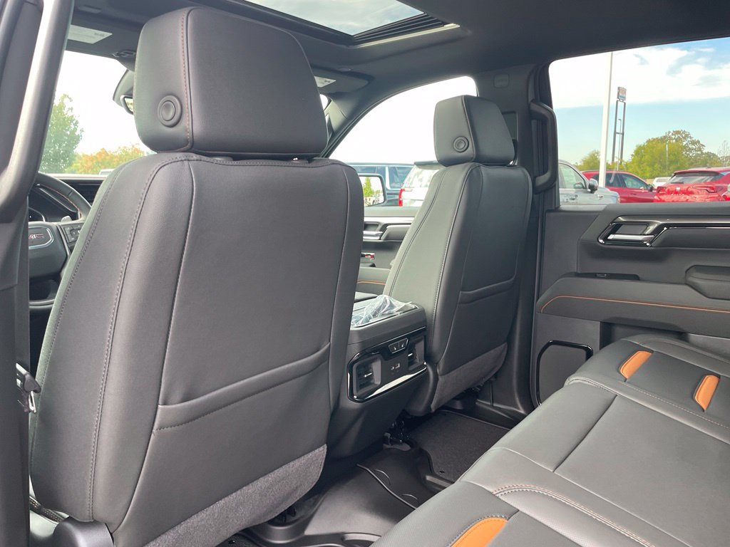 New 2026 GMC Sierra 1500 AT4 w/ AT4 Premium Package AWD/4WD image 25