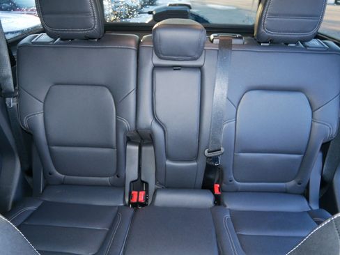 Used 2025 Ford Bronco Big Bend image 13