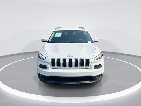 Used 2015 Jeep Cherokee Latitude FWD image 3
