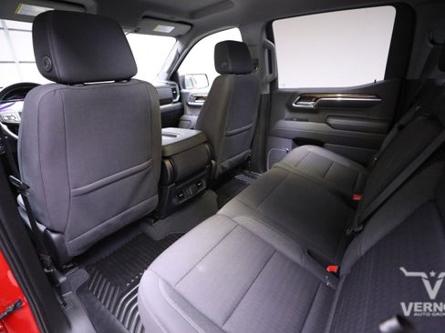 Used 2023 GMC Sierra 1500 Elevation w/ X31 Off-Road Package image 9