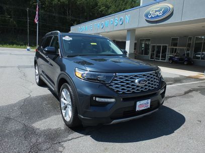 Used 2022 Ford Explorer Platinum w/ Technology Package