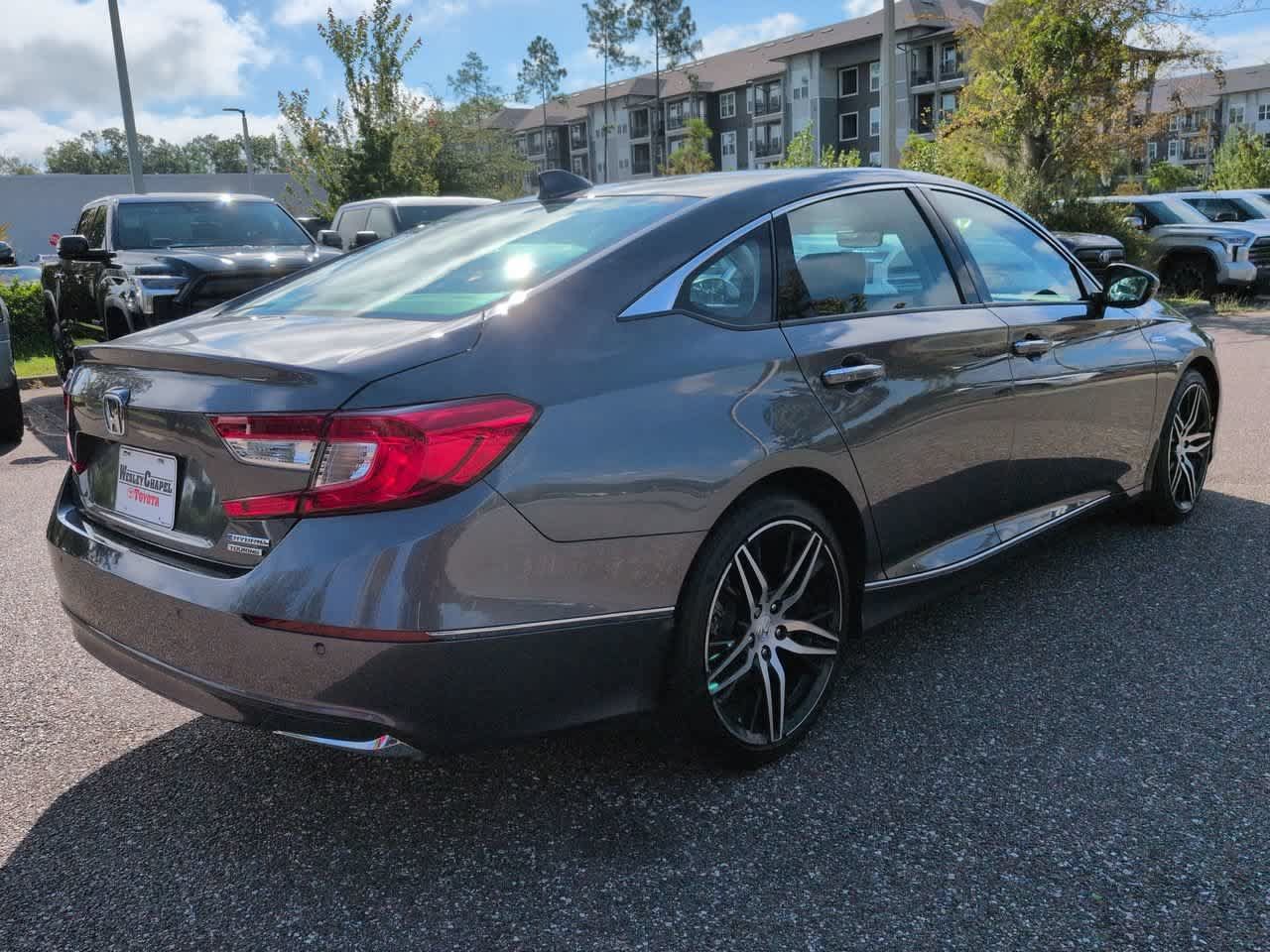 Used 2022 Honda Accord Touring image 6