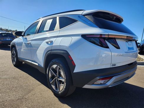 Certified 2025 Hyundai Tucson SEL image 6
