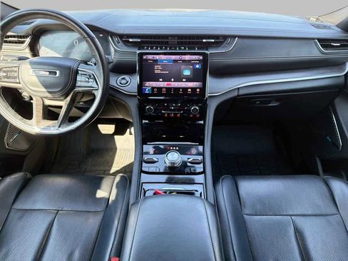 Used 2021 Jeep Grand Cherokee L Overland w/ Luxury Tech Group IV image 13