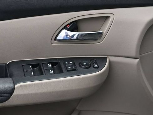 Used 2014 Honda Odyssey EX-L image 18