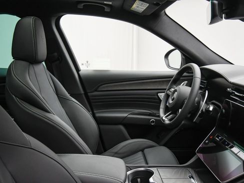 New 2025 Maserati Grecale GT AWD/4WD image 38
