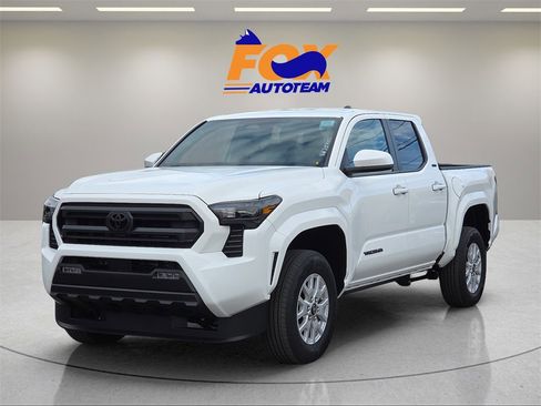 New 2026 Toyota Tacoma SR5 image 1