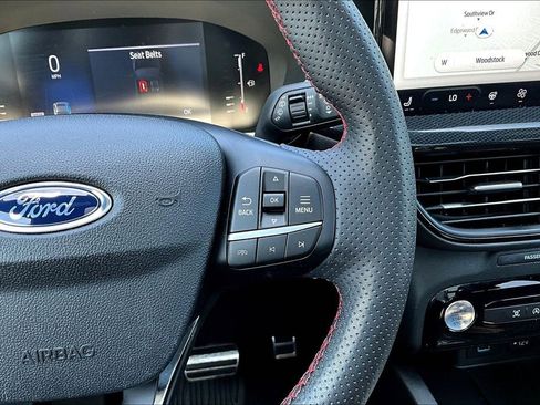 Used 2023 Ford Escape ST-Line w/ Tech Pack #1 AWD/4WD image 14