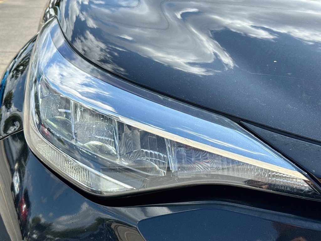 Used 2020 Toyota C-HR XLE FWD image 34