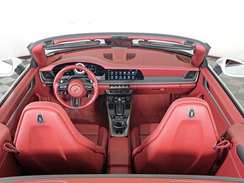 Certified 2024 Porsche 911 Carrera RWD image 25