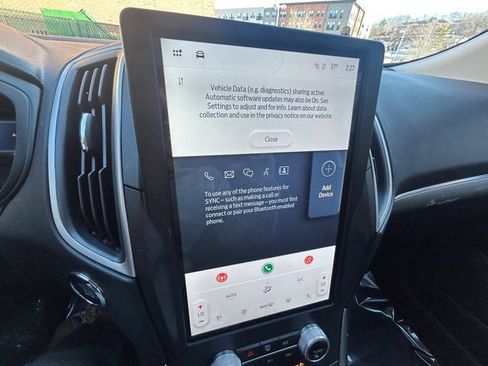 Used 2022 Ford Edge SEL w/ Convenience Package image 17