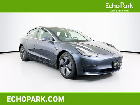 Used 2020 Tesla Model 3 Long Range image 1
