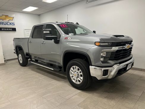 New 2026 Chevrolet Silverado 2500 LT w/ Safety Package image 9