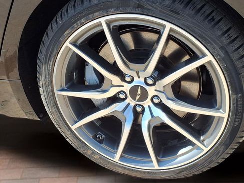 Used 2024 Genesis G70 2.5T RWD image 29