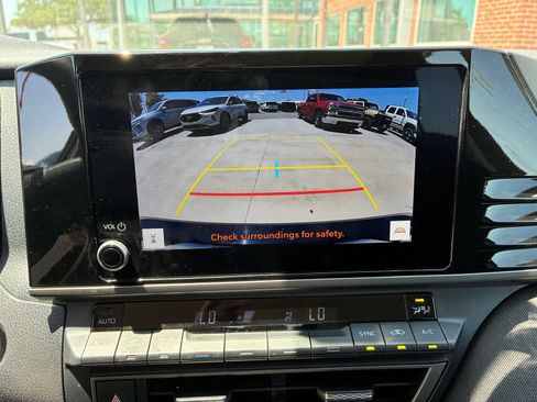 Used 2025 Toyota Camry LE FWD image 7
