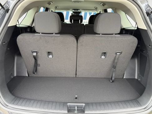 Certified 2026 Kia Sorento LX FWD image 16