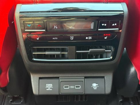 Used 2022 Acura MDX Type S AWD/4WD image 32