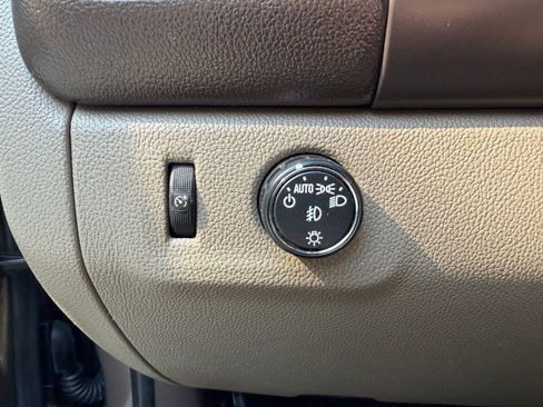 Used 2016 GMC Canyon SLT RWD image 12