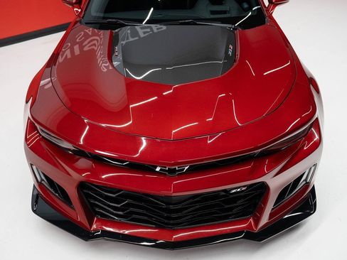 Used 2018 Chevrolet Camaro ZL1 RWD image 3